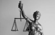 За две године 1.198 тужби против новинара и медија За две године 1.198 тужби против новинара и медија